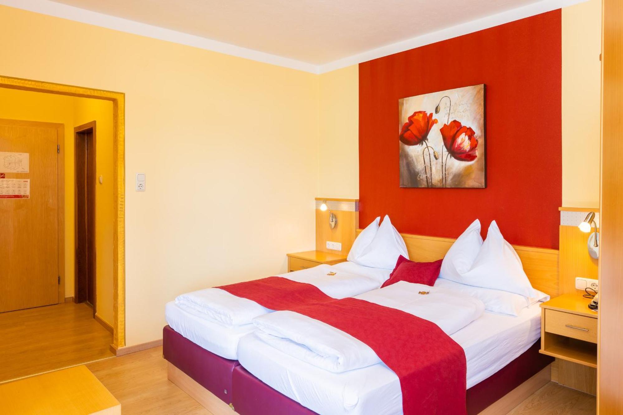 Strandhotel Schabus Velden am Wörthersee Cameră foto