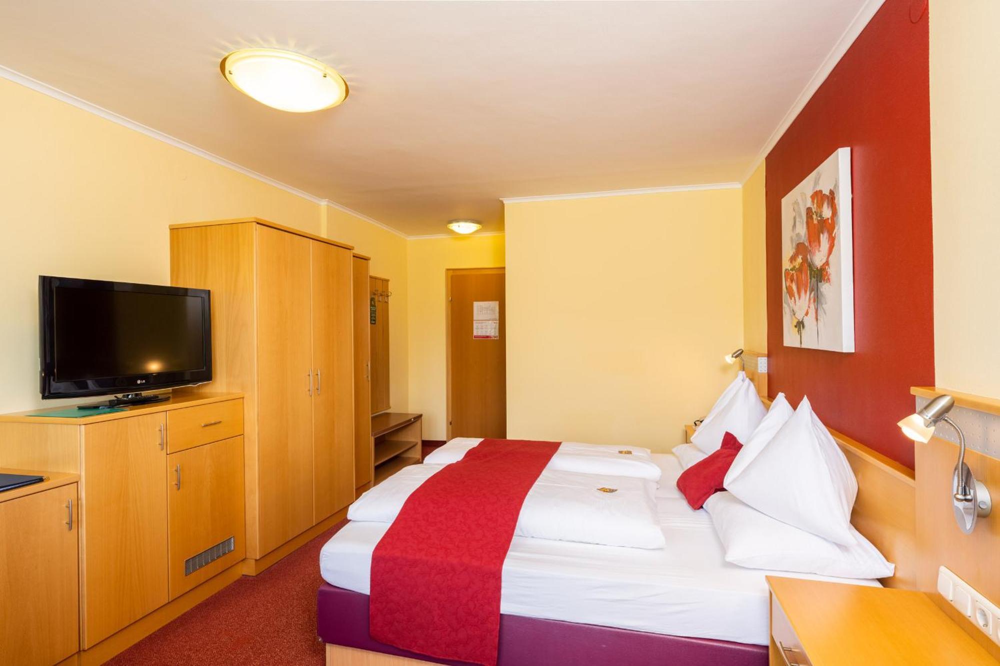 Strandhotel Schabus Velden am Wörthersee Cameră foto